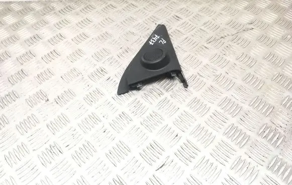 Suzuki Swift I Front door speaker 3910262J30 236873 3475063J1