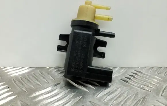 Skoda Superb B6 (3T) Turbo solenoid valve 1K0906627A