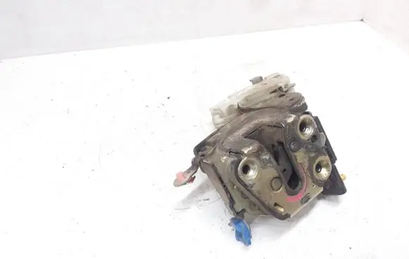 Nissan Almera N16 Front door lock 8055361086