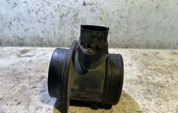 Volvo S60 Mass air flow meter 0280218088 8670115
