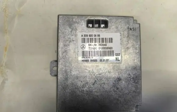 Mercedes-Benz GL X164 Other control units/modules A2098200885 01000389G0 253643
