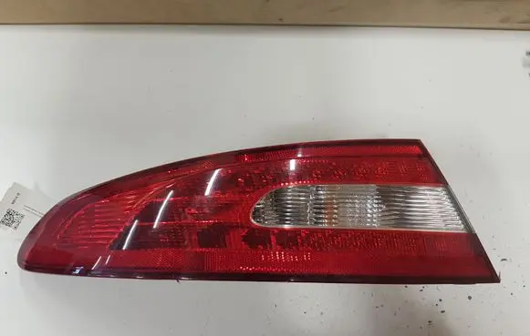 Jaguar XF Rear/tail lights 8X2313405BD
