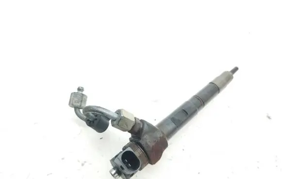 Volkswagen Golf VII Fuel injector 04L130277G 0445110477 939