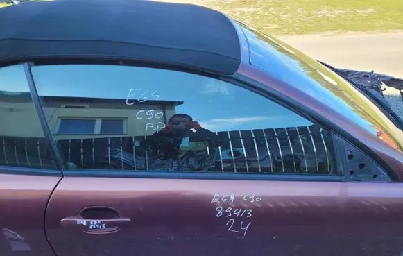 BMW 6 E63 E64 Sliding door window/glass
