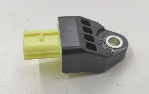 Lexus CT 200H Airbag deployment crash/impact sensor 8983128020