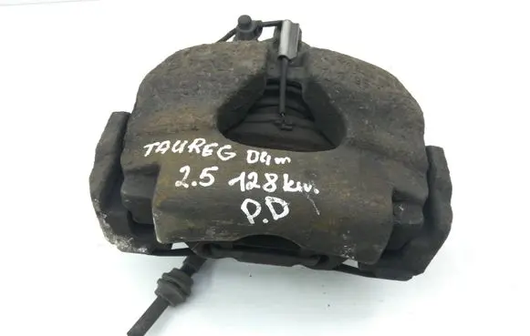 Volkswagen Touareg I Front brake caliper