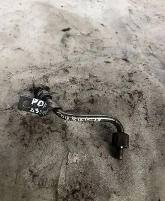 Volkswagen Touran III Exhaust gas pipe 