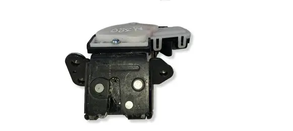 Mazda 6 Tailgate/trunk/boot lock/catch/latch C6728