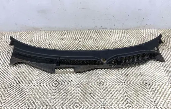 Wiper trim