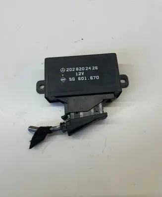 Mercedes-Benz E W210 Other control units/modules 2028202426