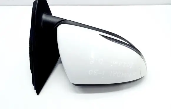 Hyundai i30 Front door electric wing mirror