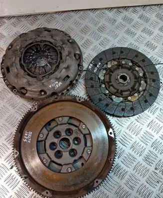 Seat Altea Clutch set kit 15105 324035510 F2702