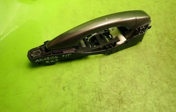Peugeot 301 Rear door exterior handle 9807652880U