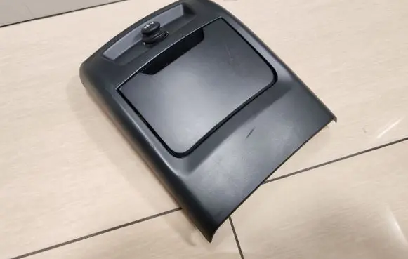 Volvo V50 Ashtray (rear) 8686025 8686033