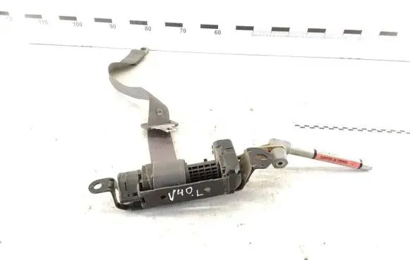 Volvo S40, V40 Front seatbelt 