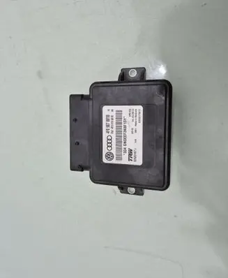 Audi A6 S6 C6 4F Hand brake control module 4F0907801B
