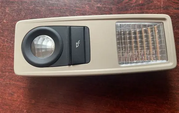 BMW 5 F10 F11 Rear seat light 9215618