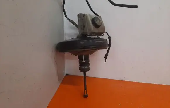 Opel Astra H Brake booster 13142358