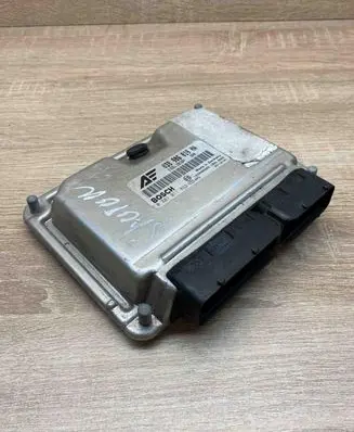 Volkswagen Sharan Engine control unit/module ECU 038906019NA 0281011822 USED