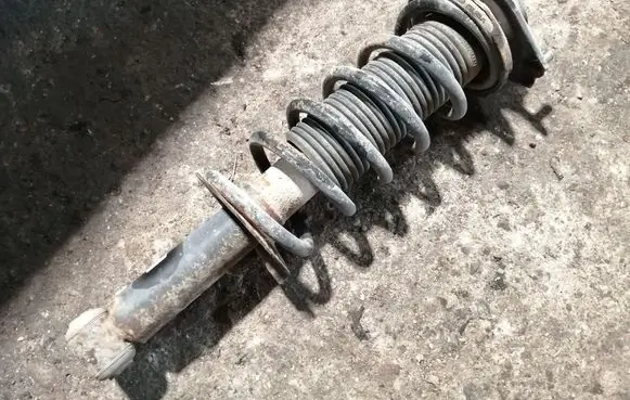 Subaru Impreza IV Rear shock absorber with coil spring 20365FJ310