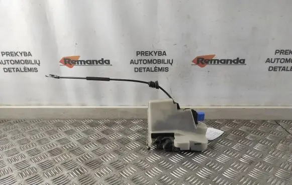 Volkswagen Polo Front door lock 6Q4837085A 3B1837015AM