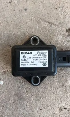Volkswagen PASSAT B5.5 ESP acceleration yaw rate sensor 8E0907637A