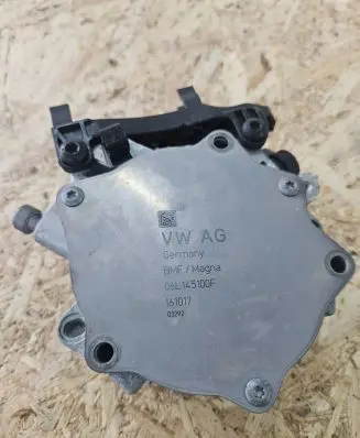 Porsche Macan (95B) Vacuum pump 06L145100F 03292 161017