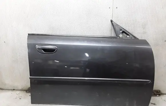 Subaru Legacy Front door