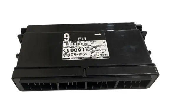 Subaru Forester SH Immobilizer control unit/module 88281SC200 97RI010625 X1T22173M1