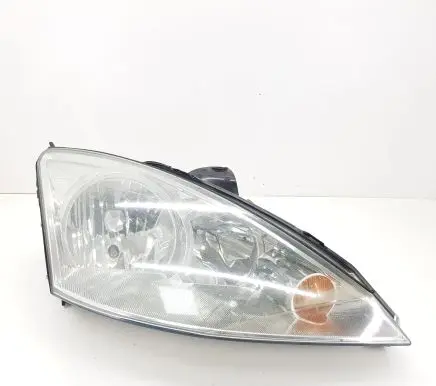 Ford Focus Headlight/headlamp 2M5113W029BE