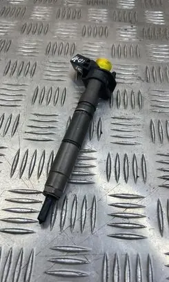 Mercedes-Benz S W221 Fuel injector A642070 090928 A6MCE23
