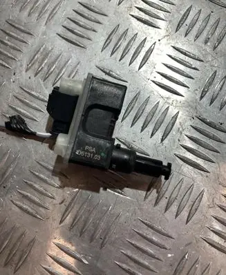 Citroen C4 III e-C4 Fuel tank cap lock PK18329