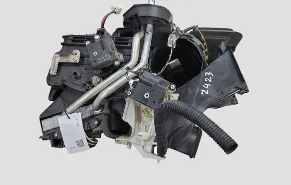 Nissan Qashqai Interior heater climate box assembly A35200A7772000
