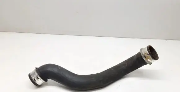 Mercedes-Benz E W212 Engine coolant pipe/hose A2045011582
