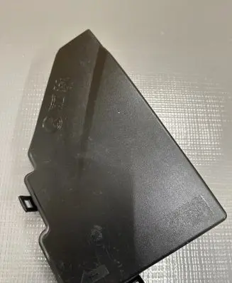 Volvo XC90 Fuse box cover 31398001