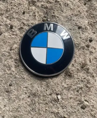 BMW 1 F20 F21 Manufacturer badge logo/emblem 7288752 10333410