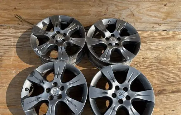 Toyota Sienna XL30 III R19 carbon fiber rim 4261A08010