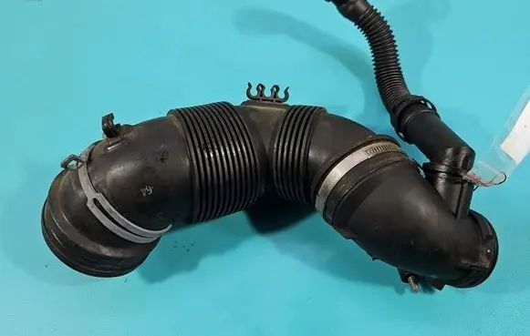 Volkswagen PASSAT B8 Intercooler hose/pipe 5Q0129635 IMPRK1572561