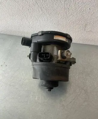 Subaru Impreza II Secondary air pump 14828AA030 1256000160