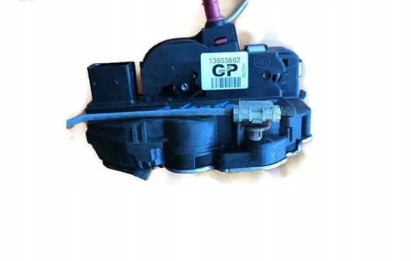 Chevrolet Orlando Front door lock