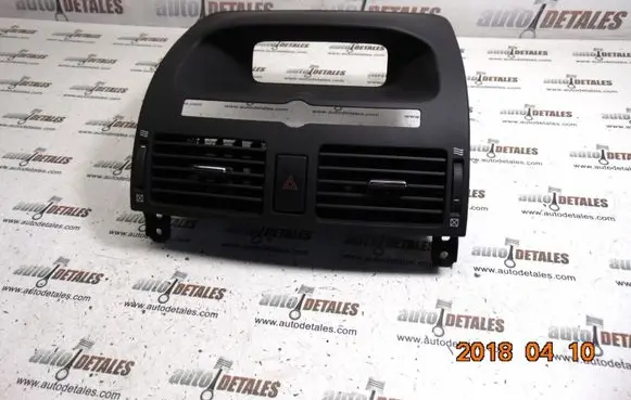 Toyota Avensis T250 Dash center air vent grill