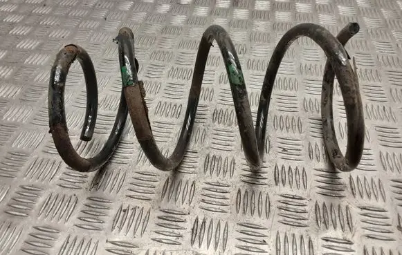 Toyota Corolla Verso AR10 Front coil spring