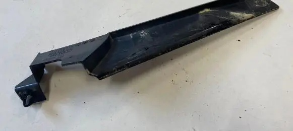 Opel Astra H Fender end trim 13272624 315242409