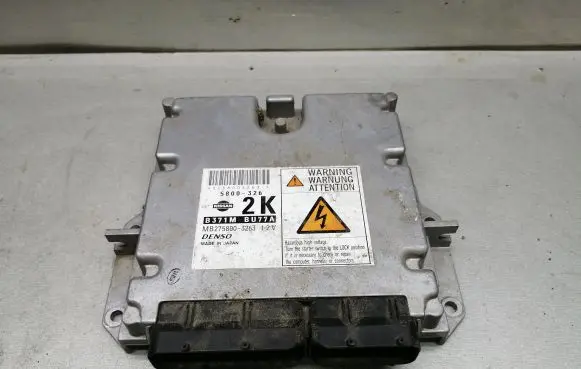 Nissan Almera Tino Engine control unit/module B371MBU77A MB2758003263