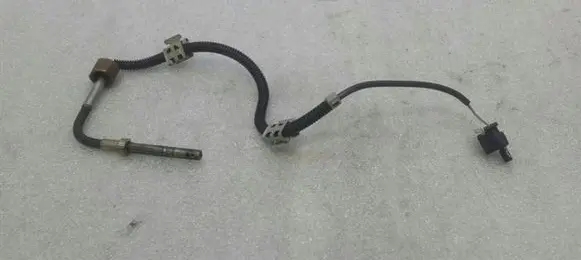 Mercedes-Benz C W205 Exhaust gas temperature sensor A0009056804