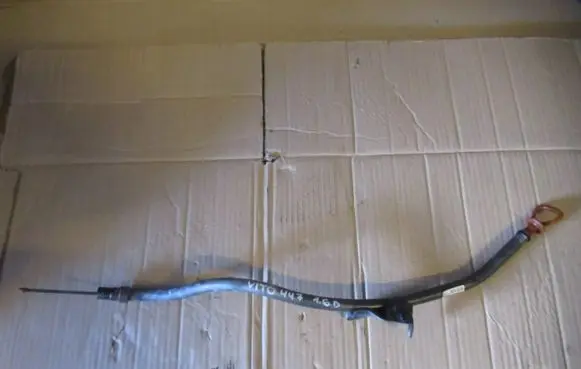 Mercedes-Benz Vito Viano W447 Oil level dip stick 