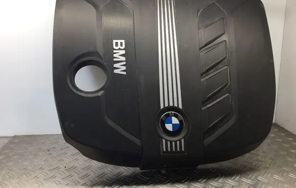 BMW 5 F10 F11 Engine cover (trim) 7802847 13717802847