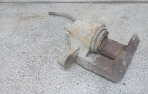 KIA Ceed Rear brake caliper