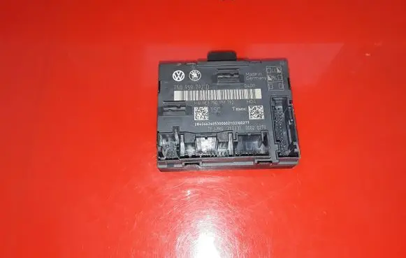 Skoda Yeti (5L) Door control unit/module 7N0959792D 7N0959792 00020277