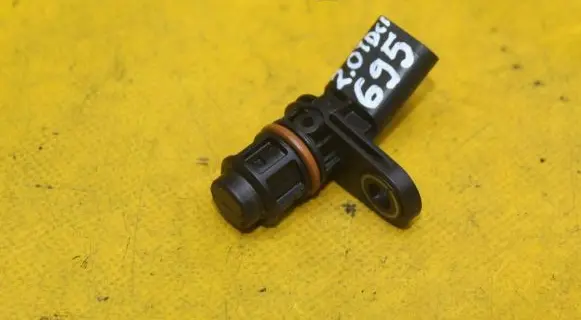Ford Transit Custom Camshaft vanos timing valve GK2A-12K073-AA